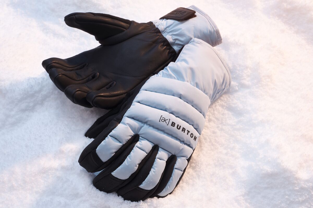 The Best Gloves for Winter Sports Are Inspired by Alaska: Burton AK Oven  Review - Bloomberg