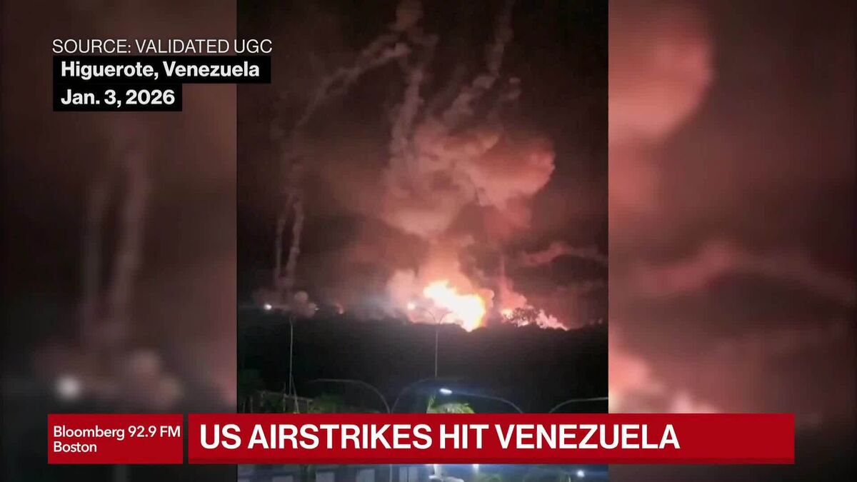 ⚫️ BLOOMBERG: "Attacco Aereo degli Stati Uniti contro il Venezuela: Catturato il Presidente Maduro"