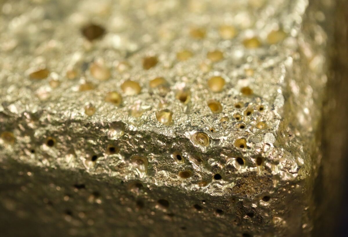 bloomberg.com - Russia's First Gold-Mining Estimate in Years Is Surprisingly Big