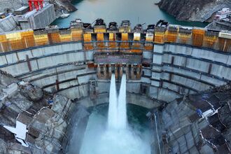 China's Highest-altitude Hydropower Station Begins Power Generation