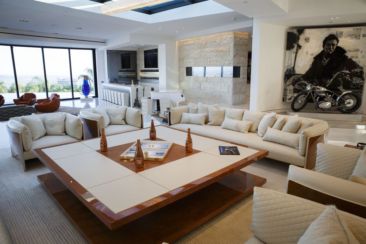 Housing Affordability Build More Luxury Homes Bloomberg