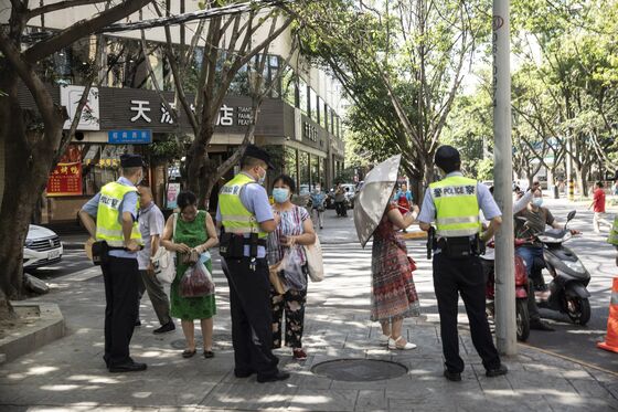 Beijing Takes Over U.S. Chengdu Consulate After Forced Closure