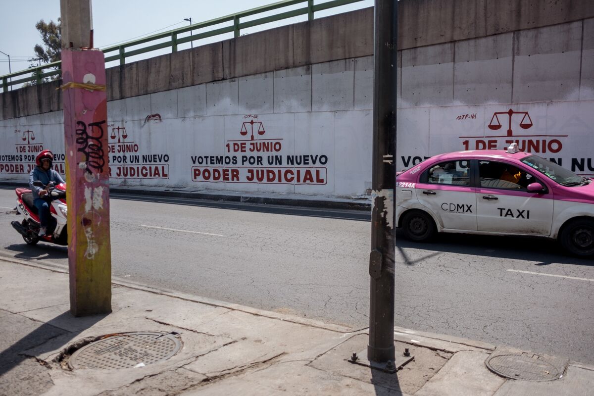 Mexico Holds First Judicial Elections for 881 Judges Including Supreme Court