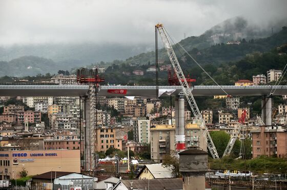 Conte Calls Rebuilt Genoa Bridge a Model for Italy Restart