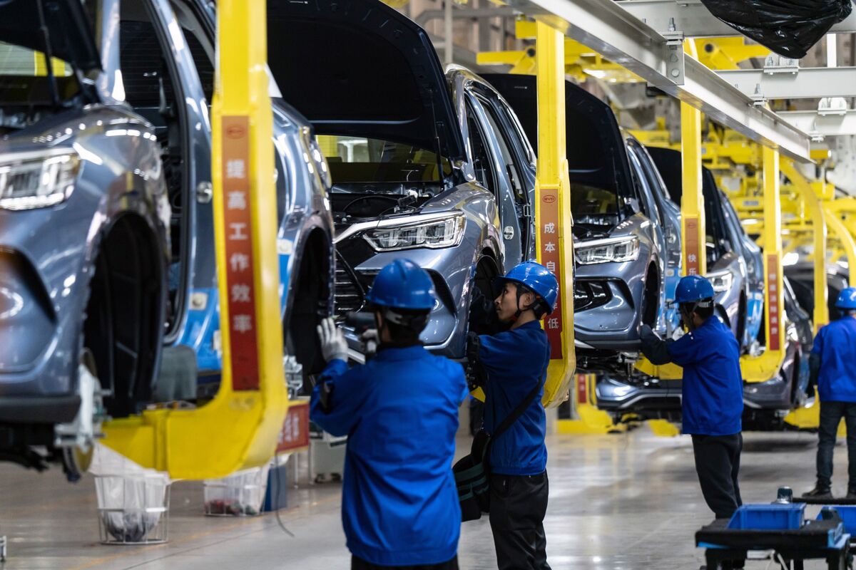 U.S. Auto Tariff Barriers Tighten | Chinese EV Supply Chain Disruption Creates $8B+ Opportunity for Parts Sellers