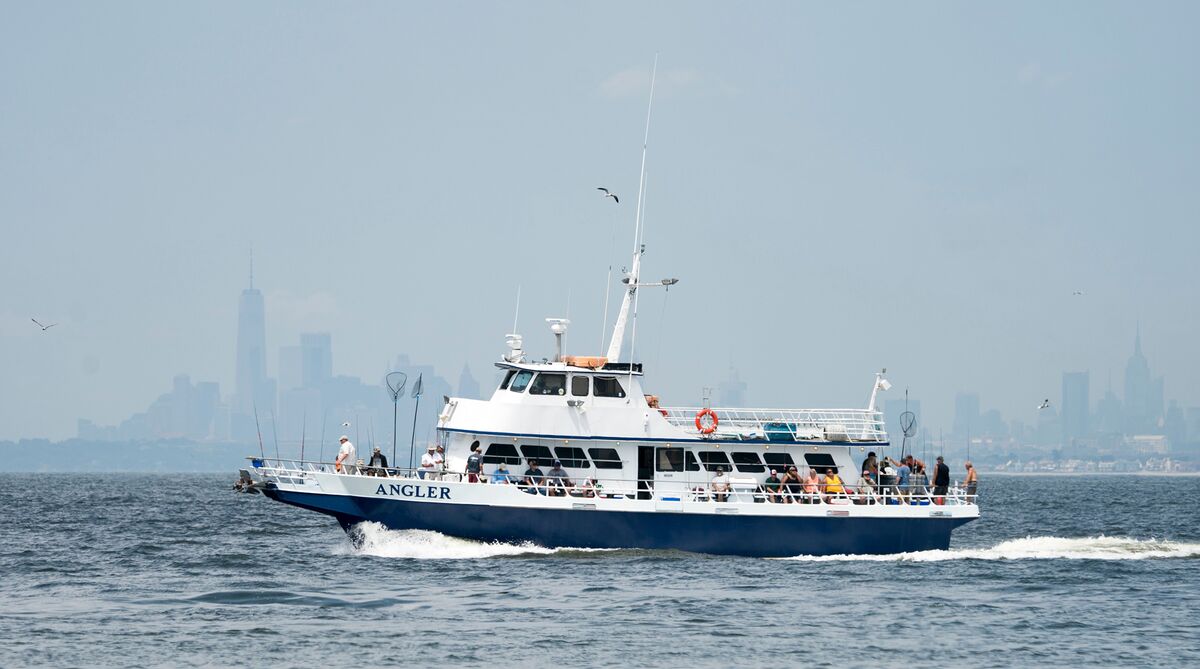 New Jersey’s Boat Charters Are Back As Virus Conditions Improve - Bloomberg