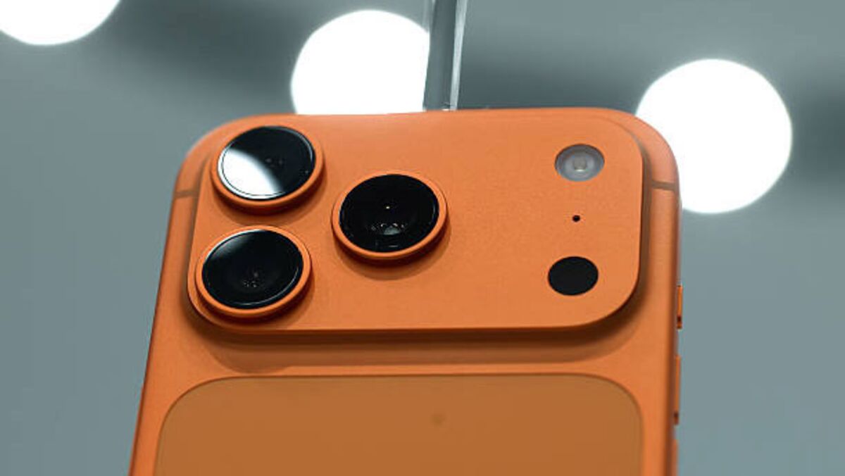 Apple Seems to Be Sidestepping AI Landmines in Markets