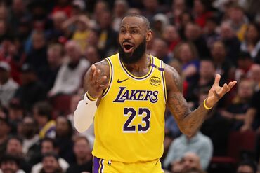 Los Angeles Lakers v Chicago Bulls