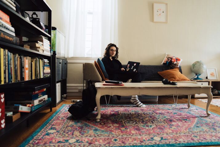 Top Colleges Are Too Costly Even for Parents Making $300,000