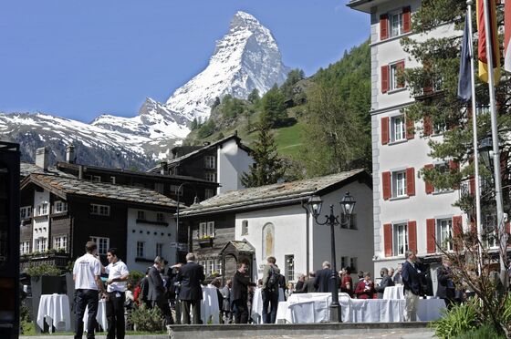 Swiss Ski Resort Zermatt Now Accepts Bitcoin to Pay Taxes