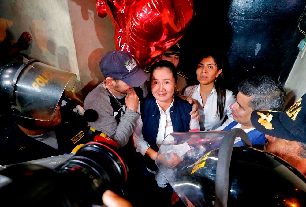 Keiko Fujimori Charged With Corruption By Peru Prosecutors Threatening Campaign Bloomberg