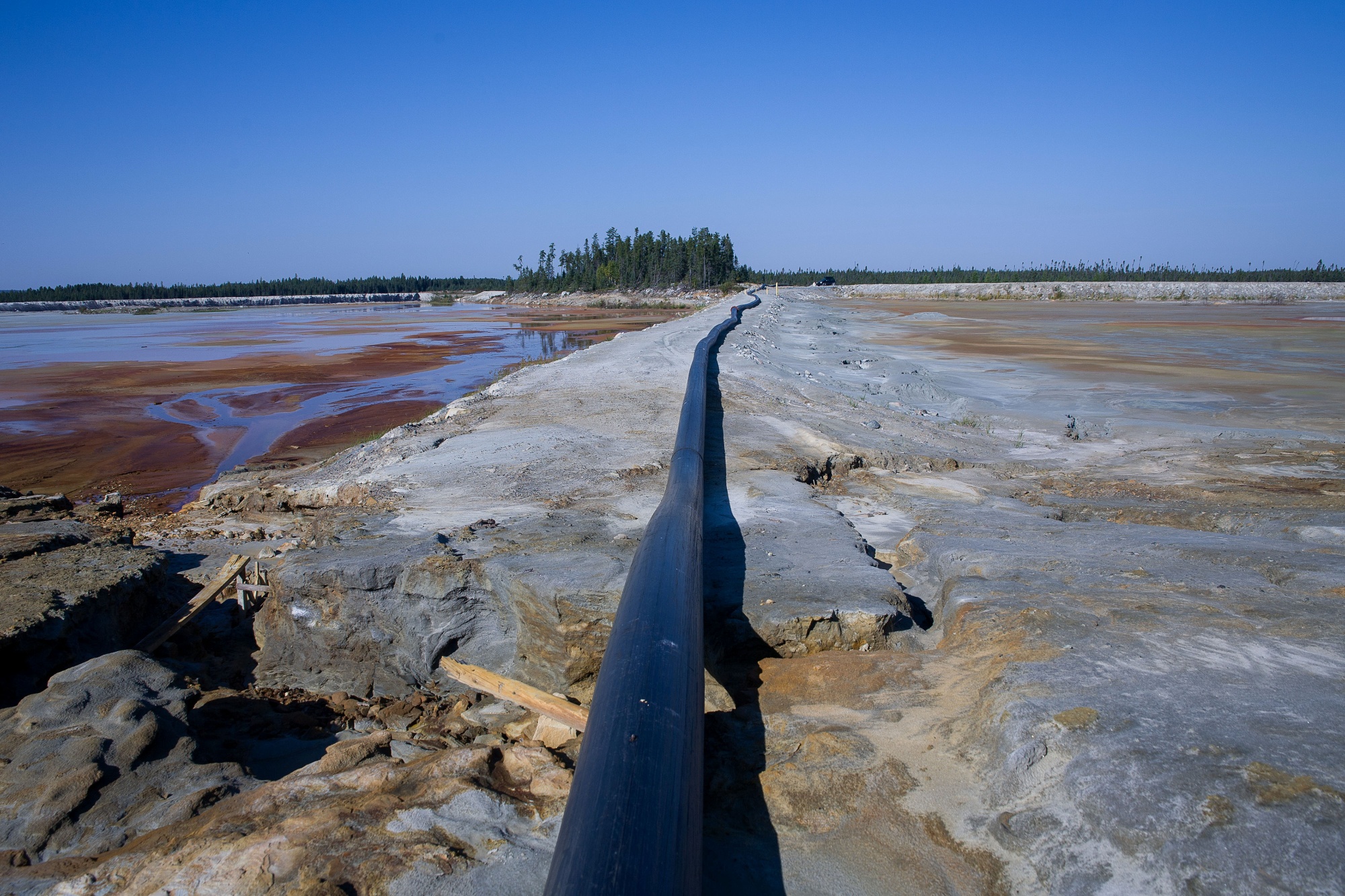 Trafigura Clinches Share of Major Zinc Deal Snubbed by Glencore - Bloomberg