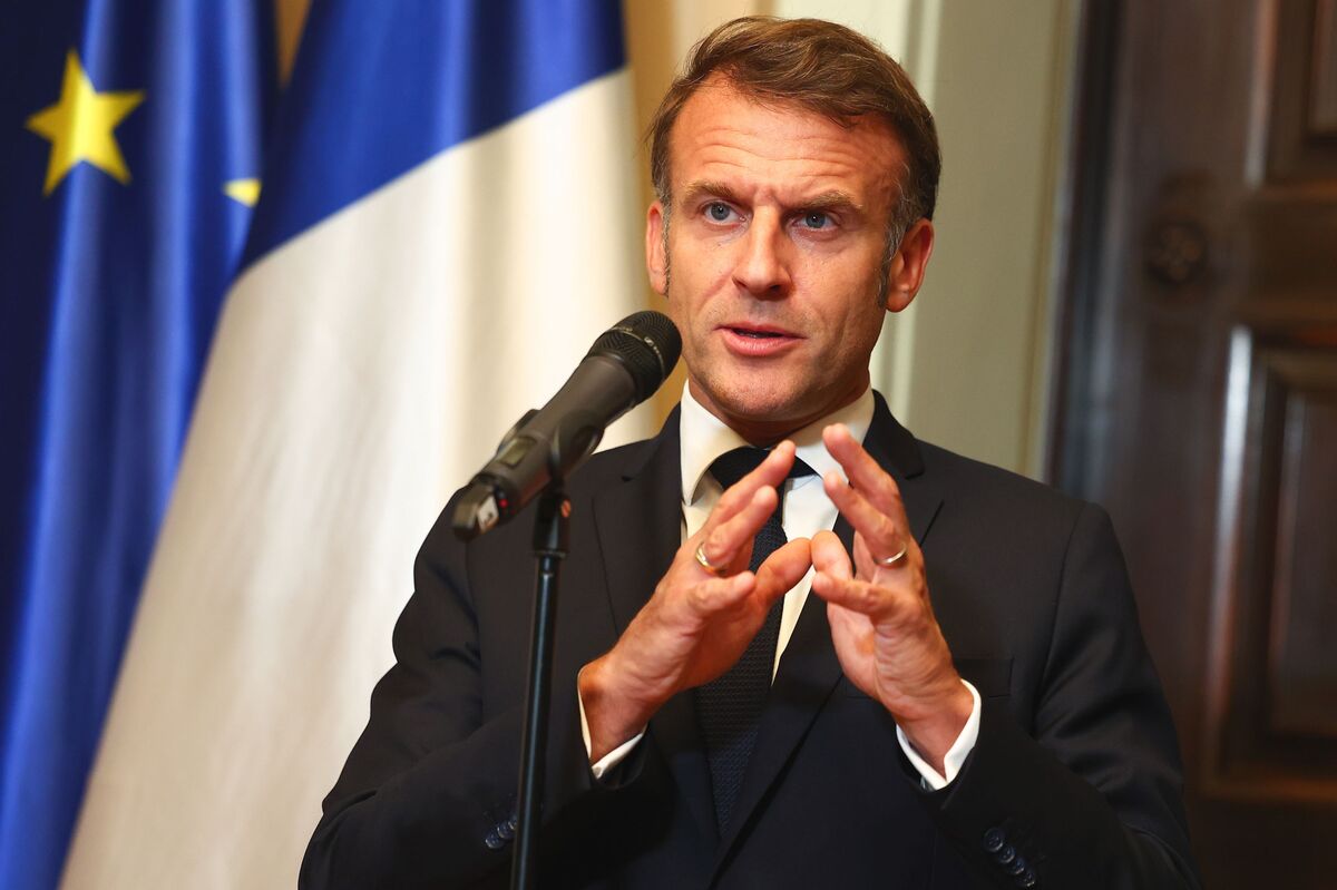 Algeria Rejects Macron’s Call for Tougher France Policy