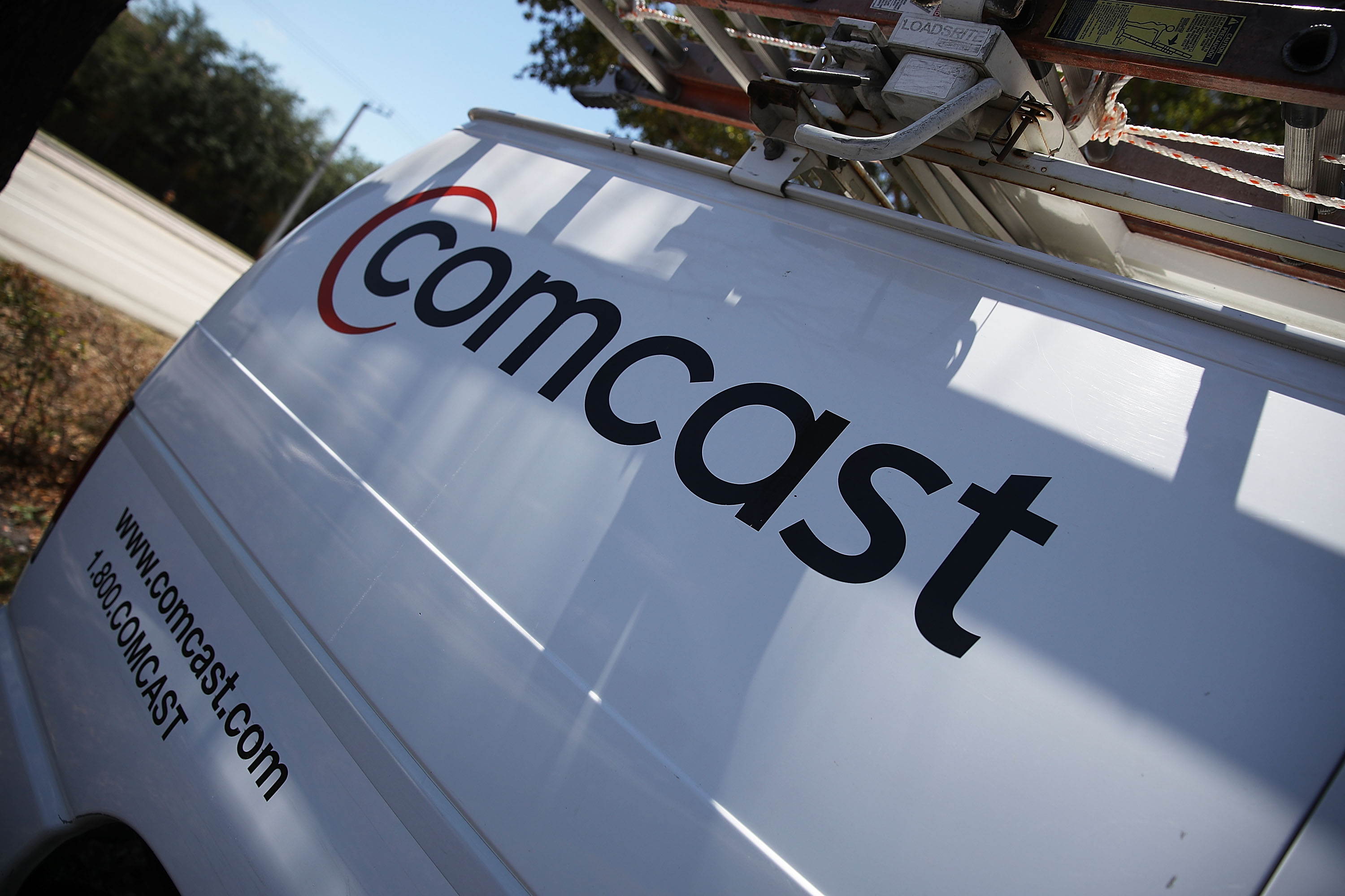 Comcast’s steady cable business is looking&nbsp;better by the day.