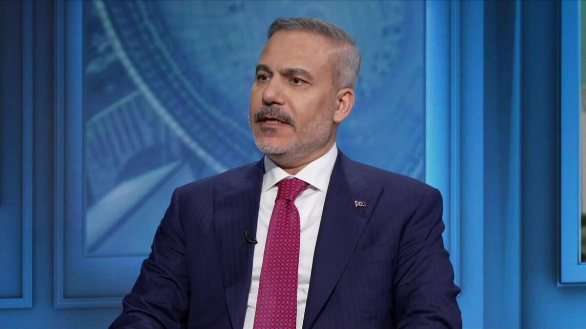 Turkish Foreign Minister Expects Trump to Attend NATO Summit