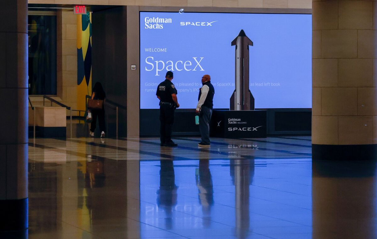 SpaceX IPO About to Hand Middle East Investors a Serious Payday