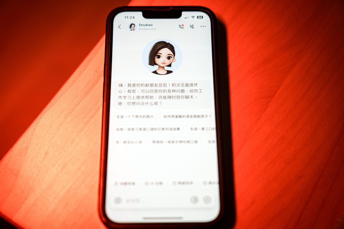 China aplica reglas para interacción humana con IA y muchos usuarios lamentan la pérdida de sus compañeros virtuales