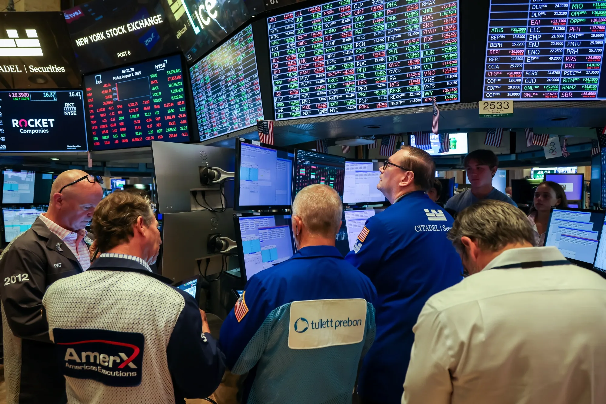 S&P 500 Rebounds After Weak Jobs Data Stokes Rate-Cut Optimism - Bloomberg