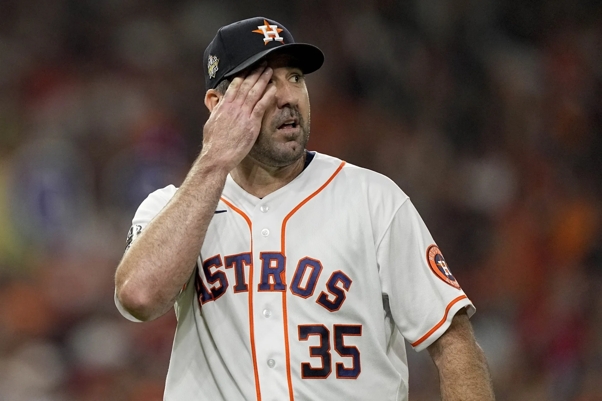 Even With 5-0 Lead, Verlander Can't Get 1st World Series Win - Bloomberg