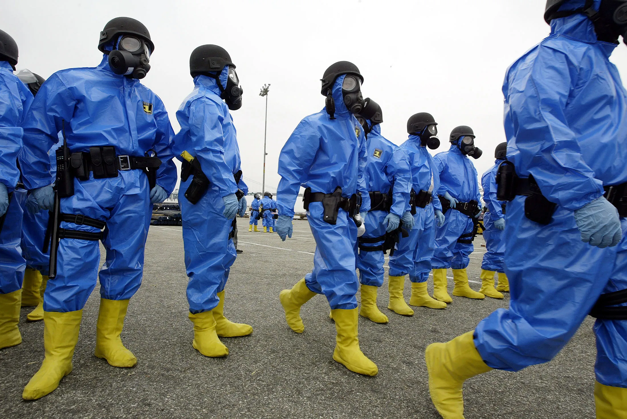 Los Angeles police officers in hazard suits participate in a terror response drill&nbsp;in Los Angeles, Calif. in 2004.