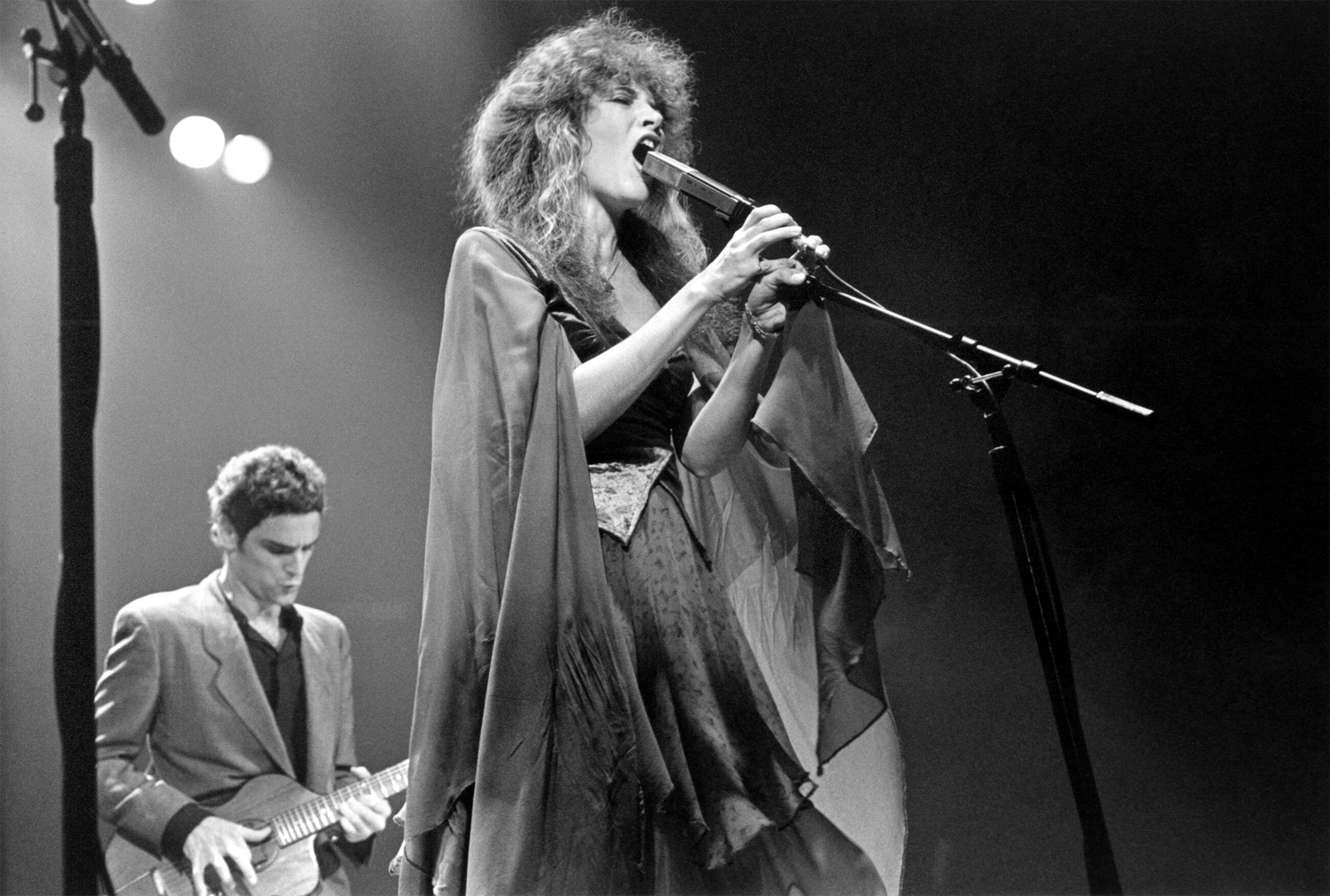 Photo of Lindsey BUCKINGHAM and Stevie NICKS and FLEETWOOD MAC