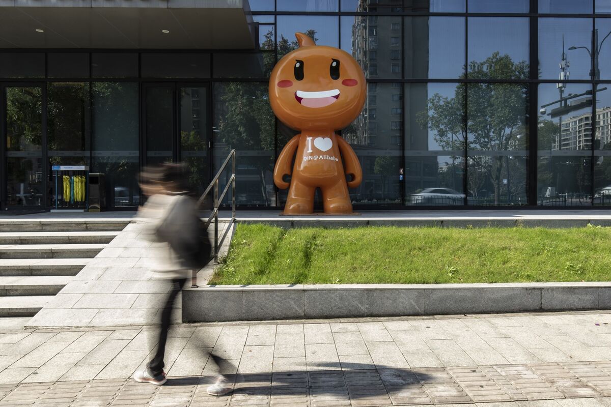 Alibaba Is Worth About Half of Tencent as Demand Recovery Lags