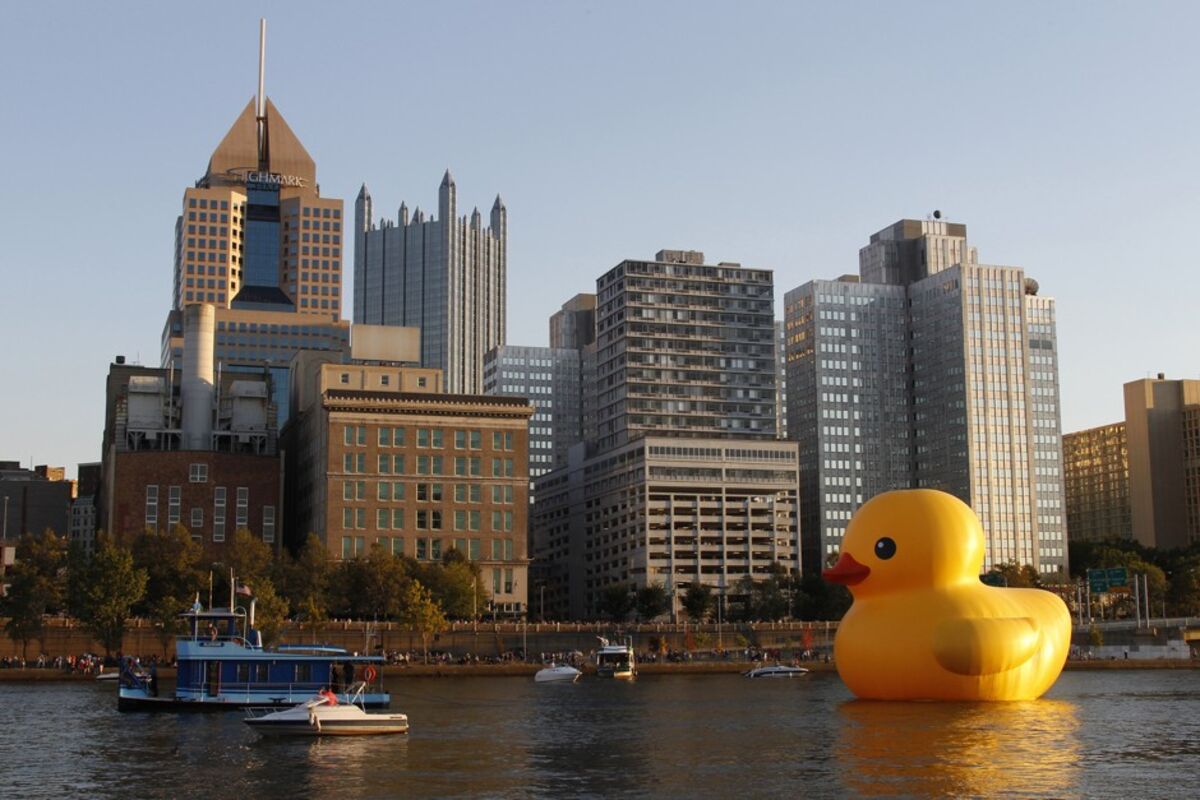 RubberDucks to host Browns vs Steelers watch party