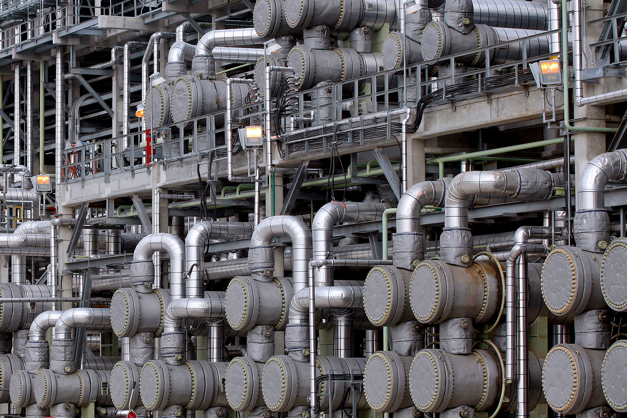 Marathon’s Rise Shows Oil Investors Shrug Off Some Dividend Cuts Bloomberg