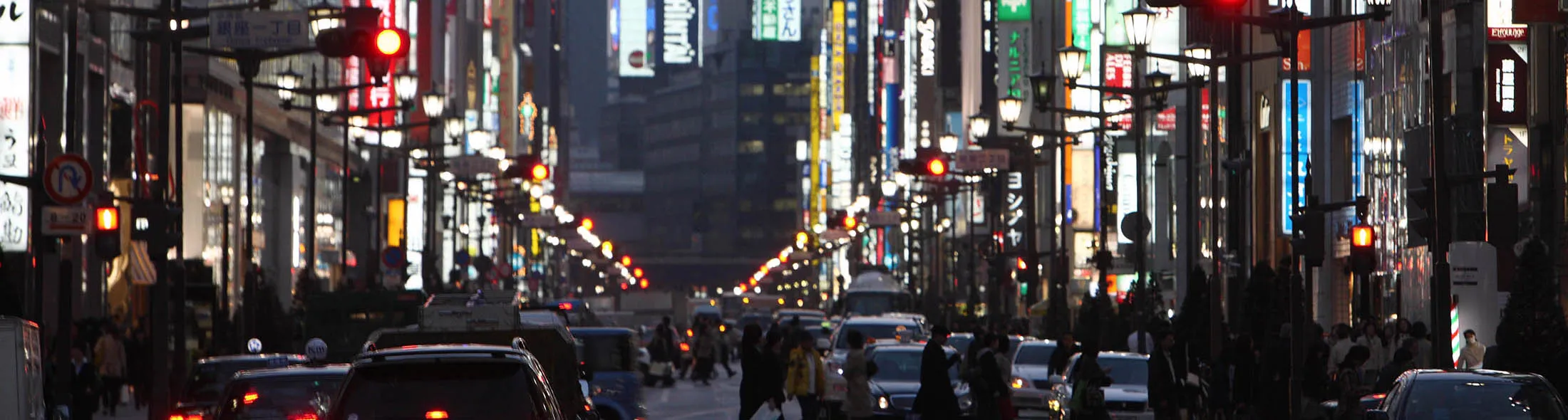 1496877291_ginza night light lede