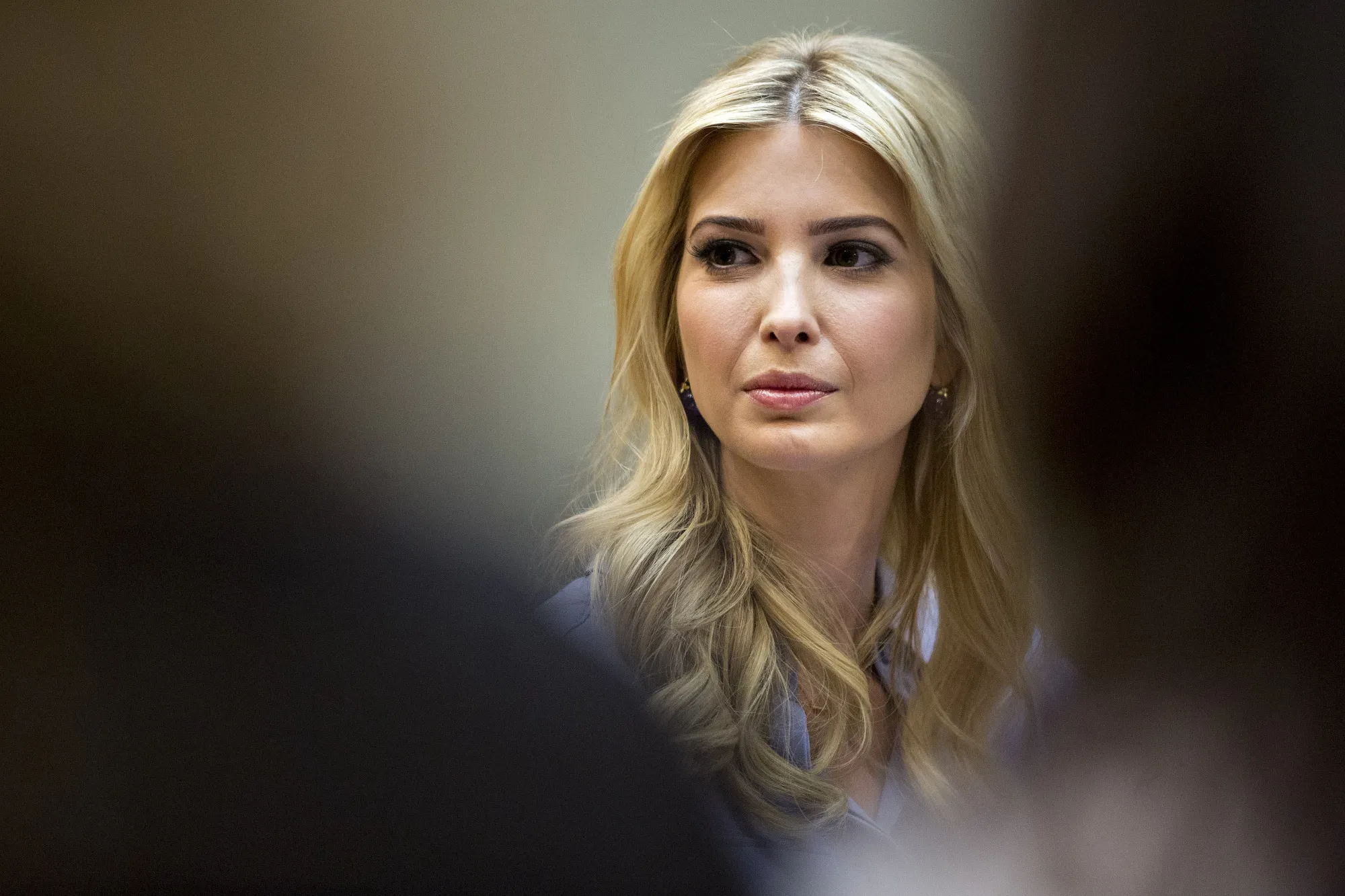 Ivanka Trump Gets Approval for Branded Lingerie and Raincoats - Bloomberg, image size:2000x1333