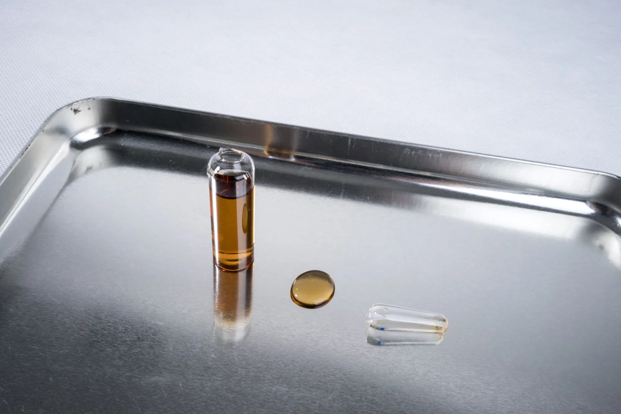 A vial of injectable traditional Chinese medicine.