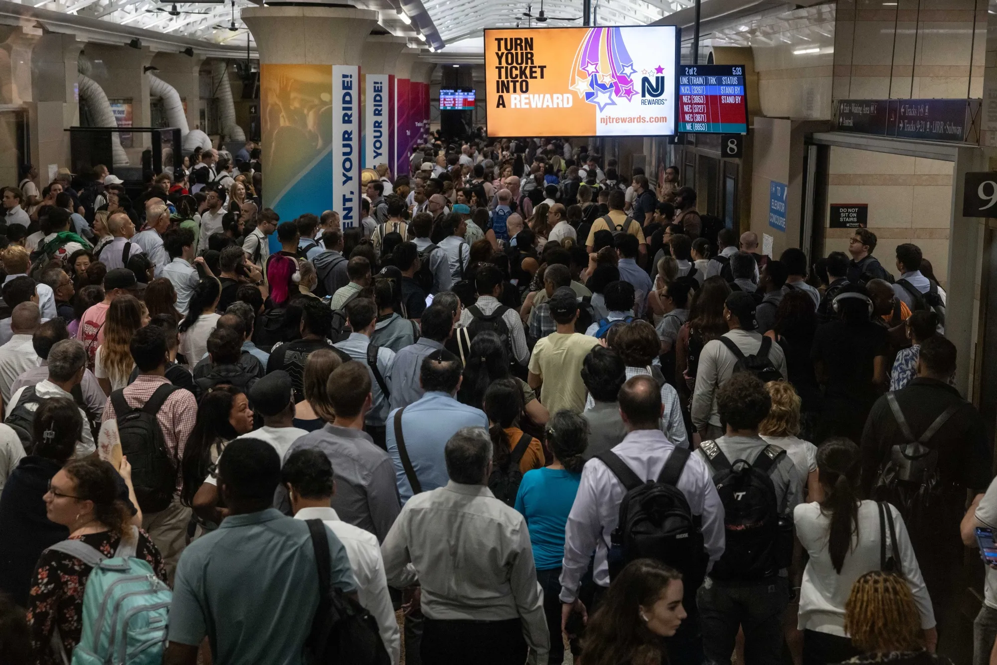 The August jobs report is expected to show&nbsp;payrolls&nbsp;in the world’s largest economy increased by about 165,000.