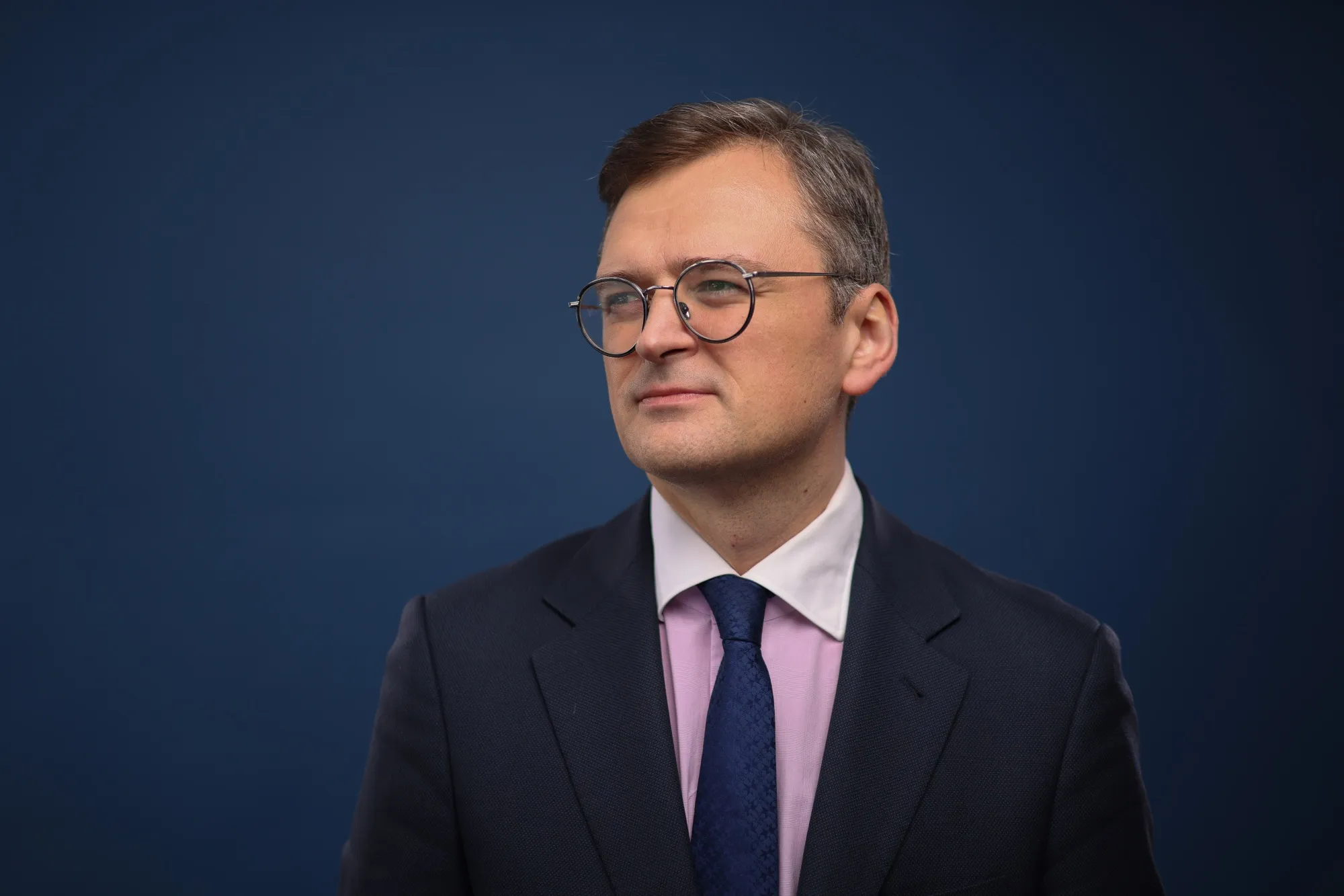 Ukraine’s Kuleba Joins Cabinet Exodus as Zelenskiy Plots Shuffle ...