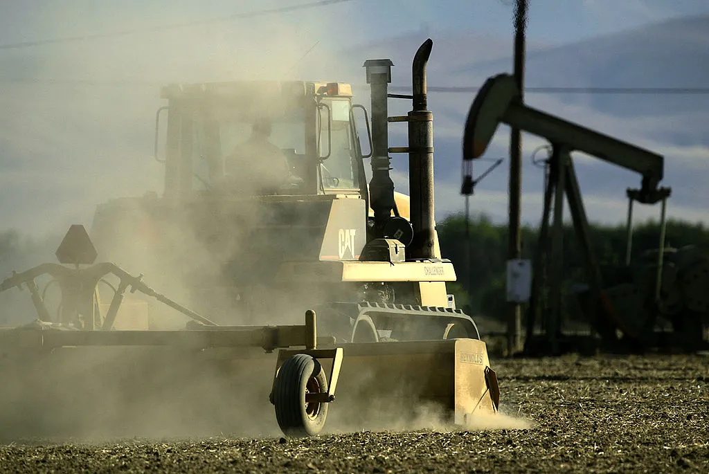 Farmers and frackers, living side by side.