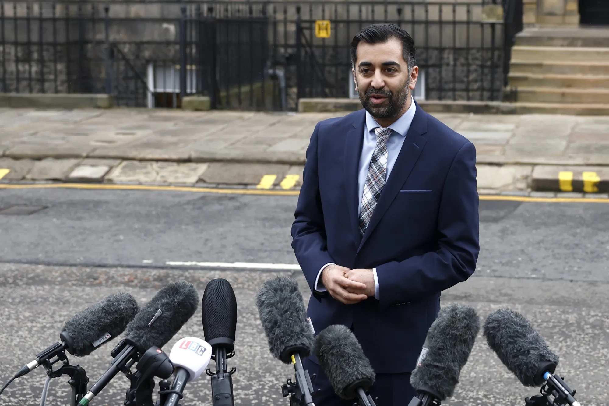 Humza New Scotland’s Leader Humza Yousaf Announces Plans to Sell First Bonds by ...