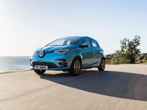 relates to Renault Plans Bigger Electric Car to Rival Tesla and VW