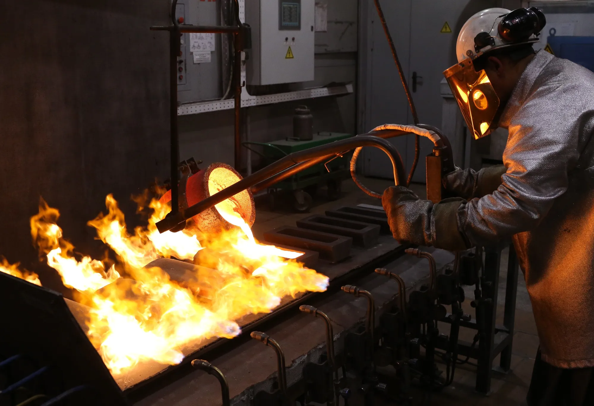 Gold Production At The JSC Krastsvetmet Precious Metals Plant