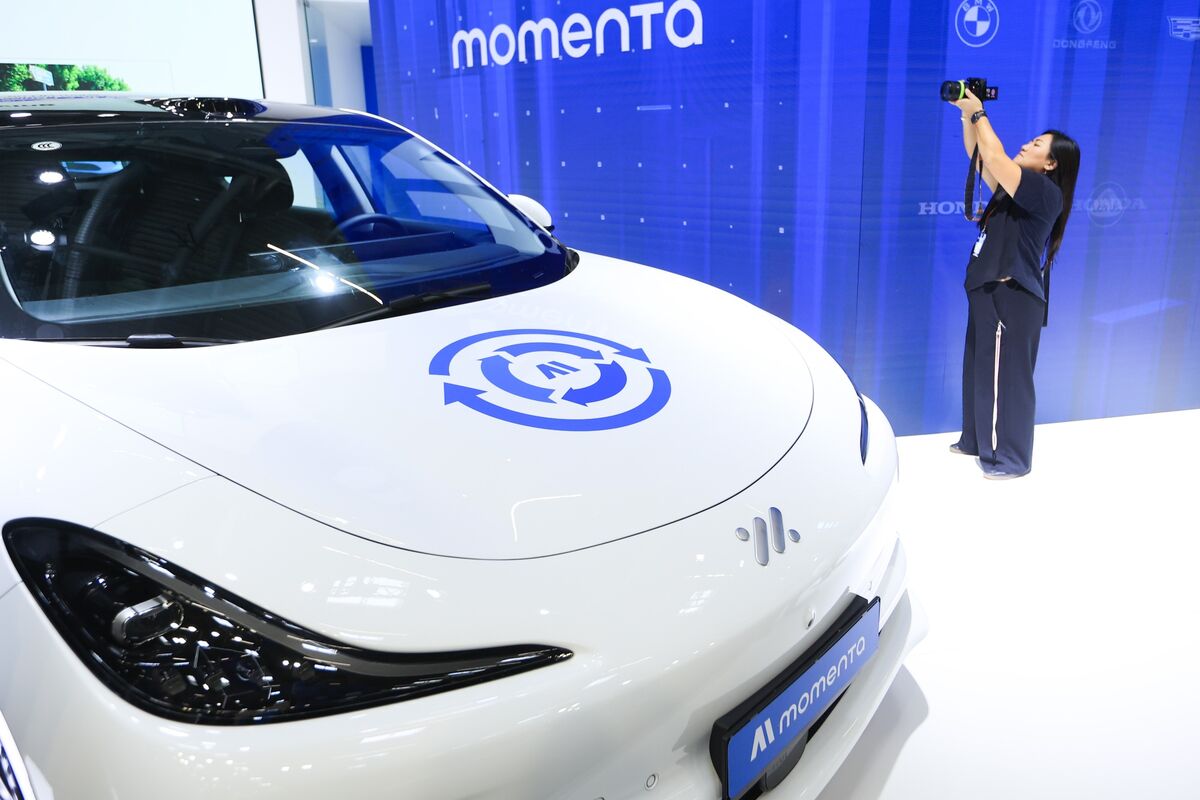 Mercedes, GIC to Back Autonomous Driving Firm Momenta’s IPO