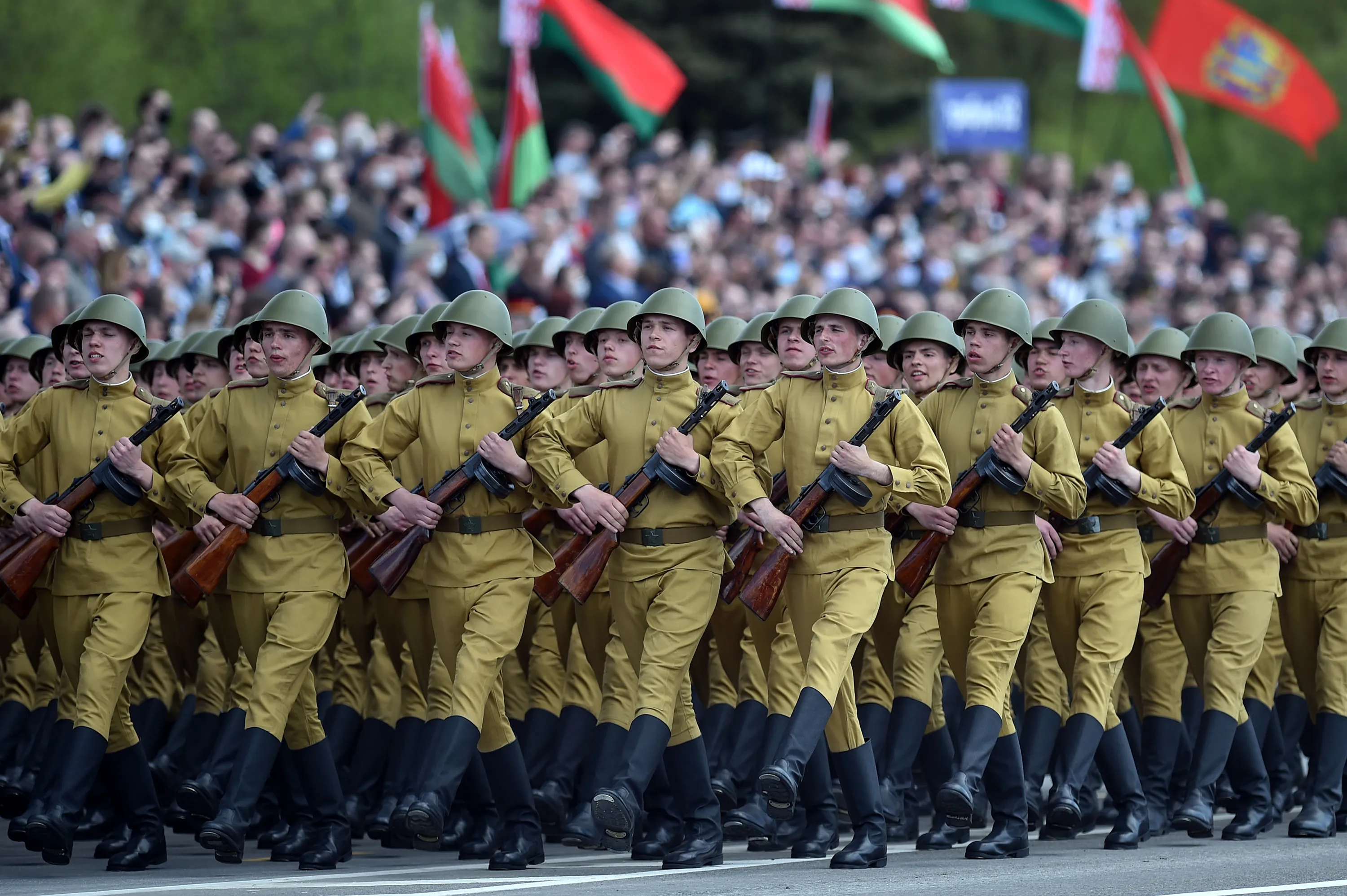Belarus&nbsp;servicemen wearing historical uniforms take part in a military parade commemorating the 75th anniversary of the victory in World War II,&nbsp;in Minsk on May 9.