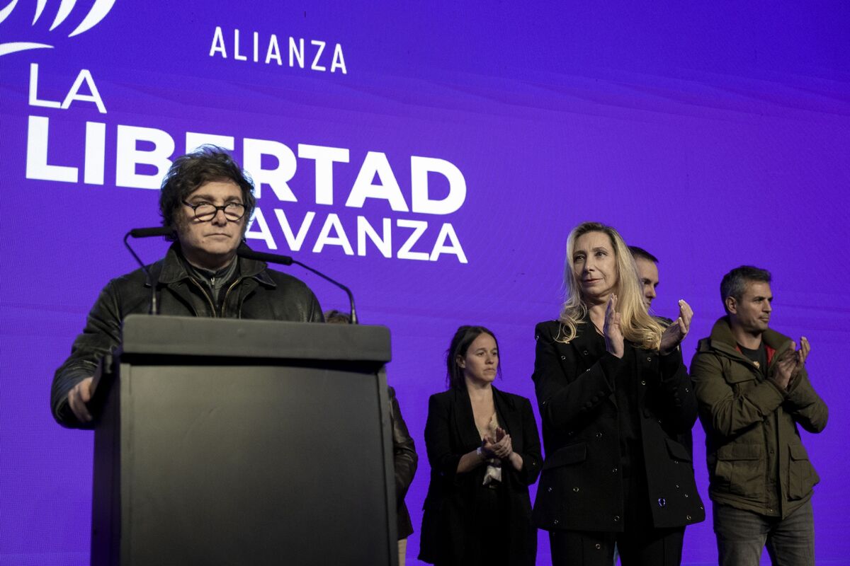 Flop Shows Speed of Crisis Facing Milei