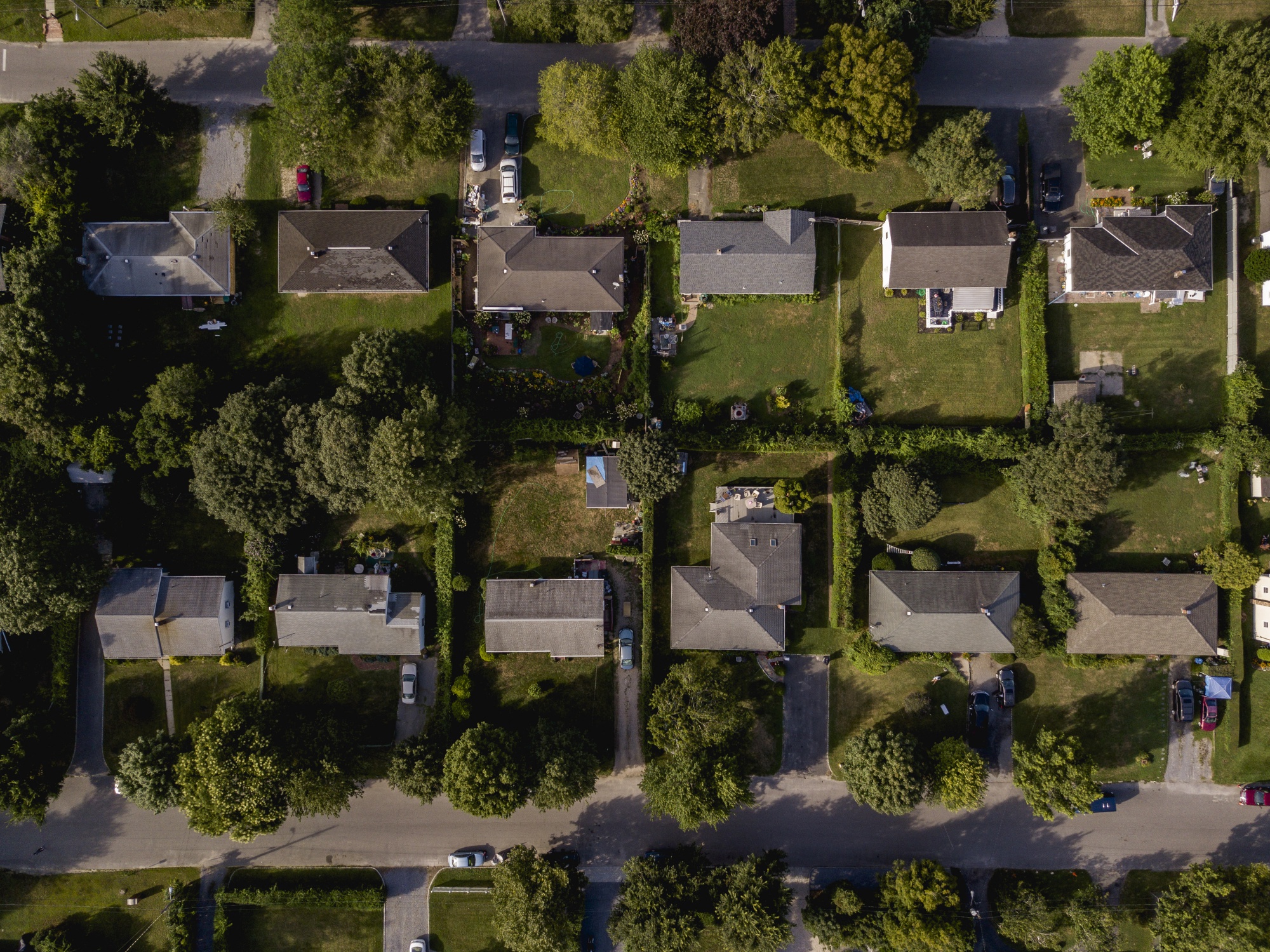 Hamptons Home Prices Surge to a Record as Pickings Get Slimmer Bloomberg