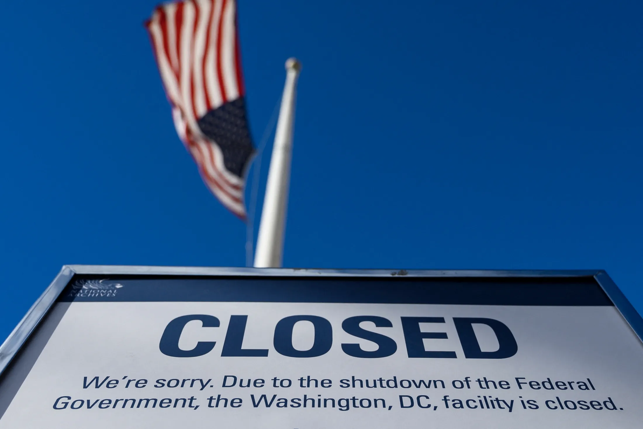 Un edificio de gobierno cerrado en Washington, DC.