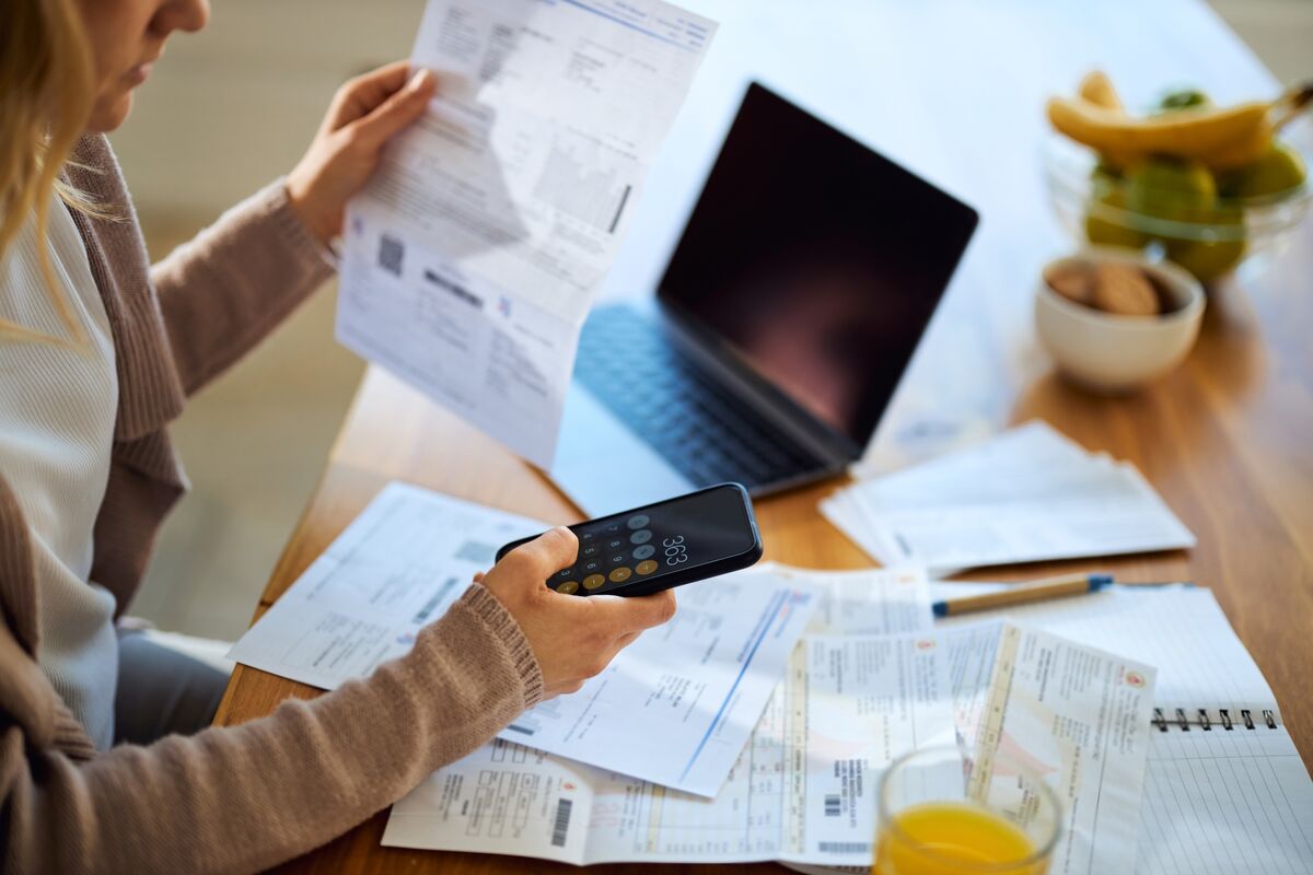 Americans Pull Back on Retirement Savings as Everyday Expenses Climb - Bloomberg... — Bloomberg