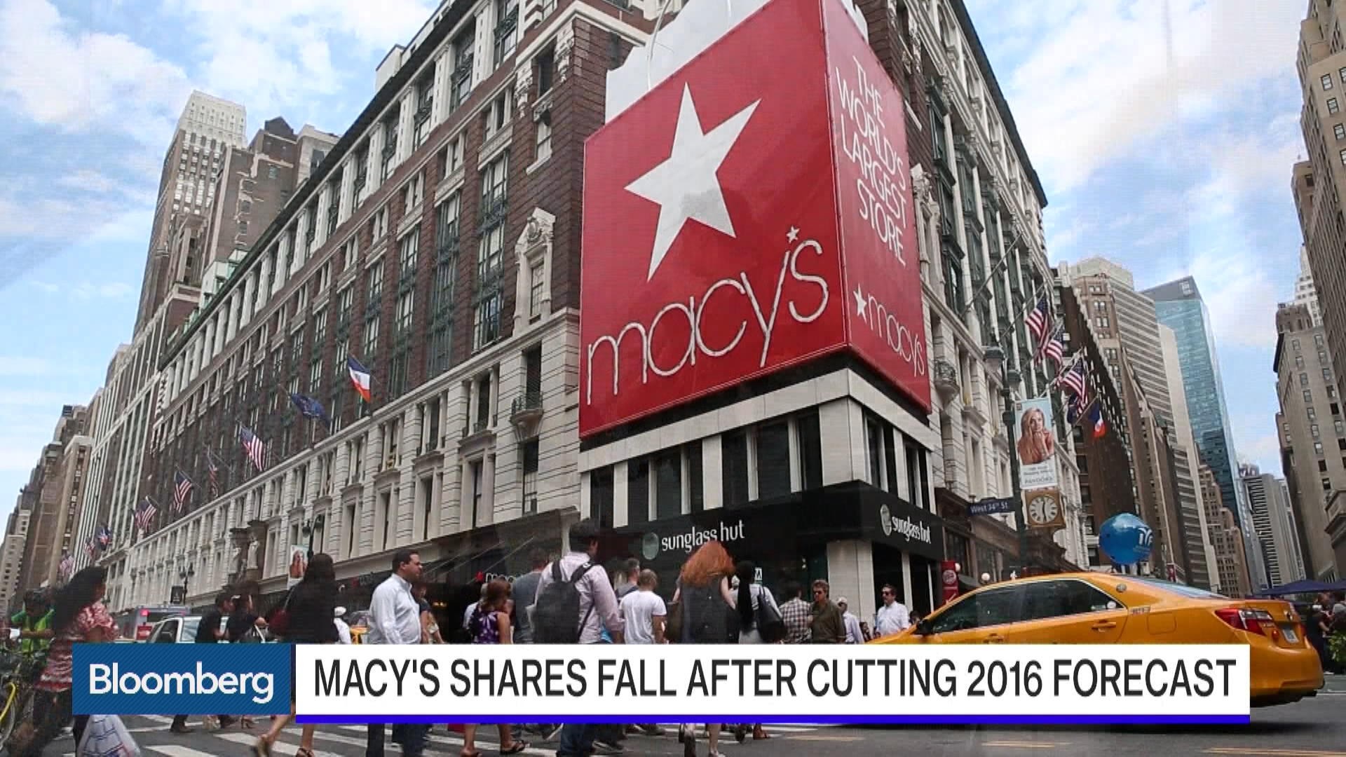 Watch Macy's Cuts Profit, Sales Forecasts as Revenue Misses Bloomberg