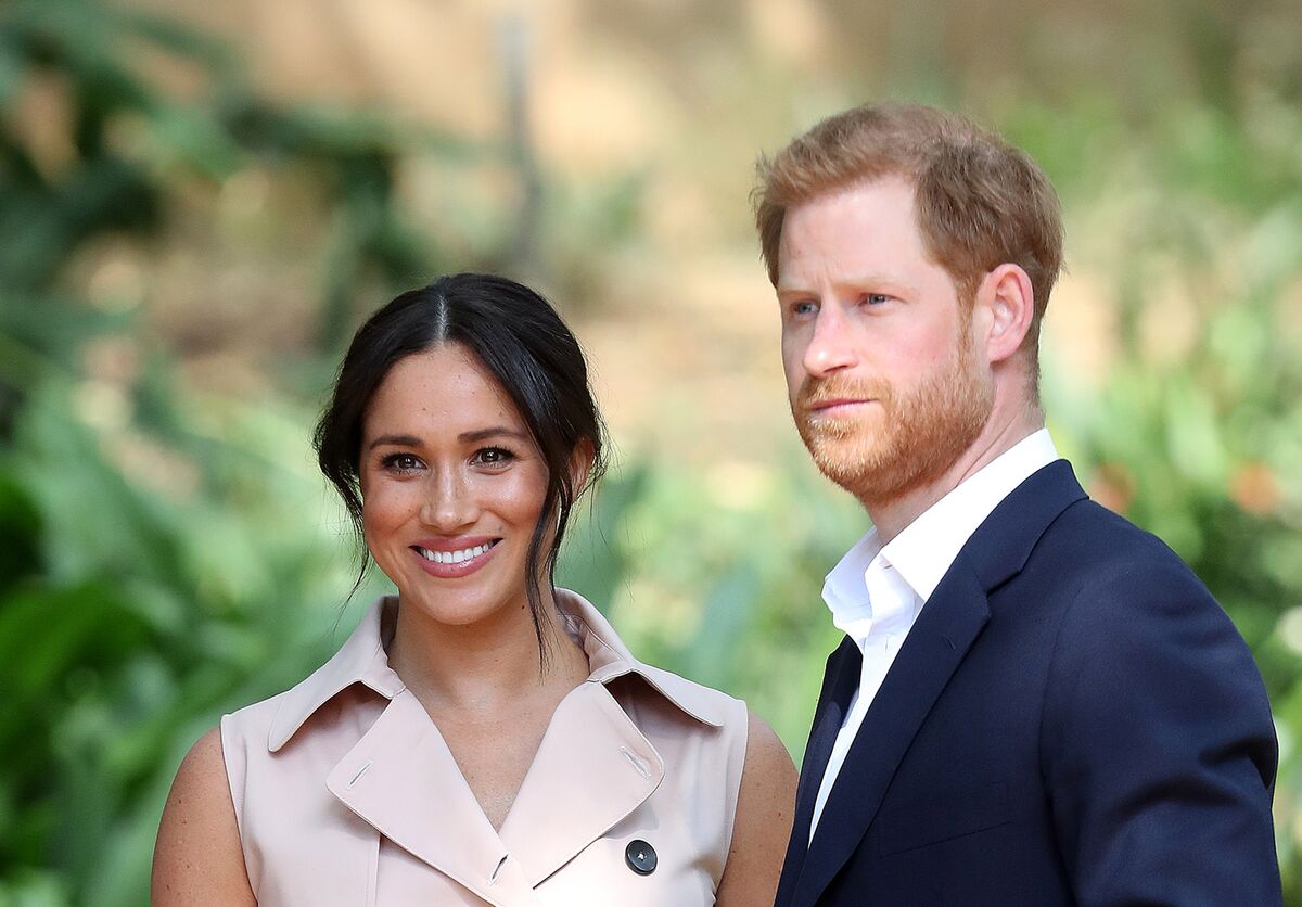 Prince Harry Lashes Out At UK Press for Treatment of Meghan - Bloomberg