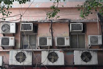 Temperature in India Capital Hits Extremes as Heat Worsens