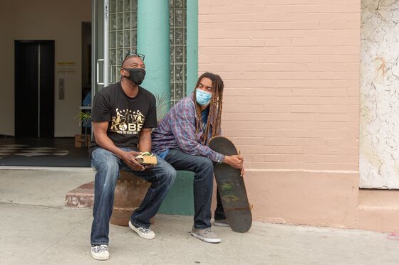 Virus Galvanizes LA to House Homeless After Expensive Failures