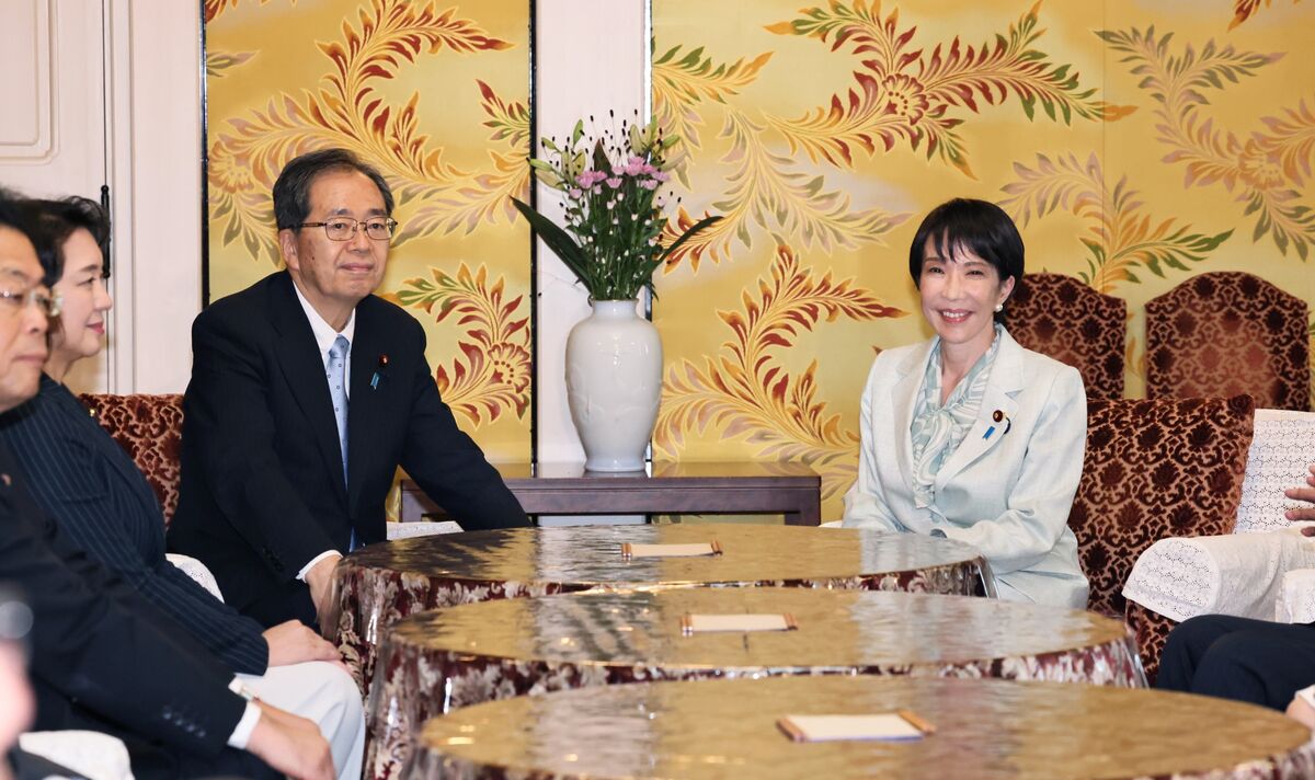 Japan’s Takaichi Faces Early Test as Coalition Talks Stall