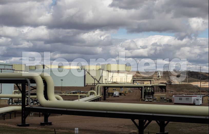 Oil Facilities As Alberta Counters Trudeau Climate Plan With Net Zero 'Aspiration'