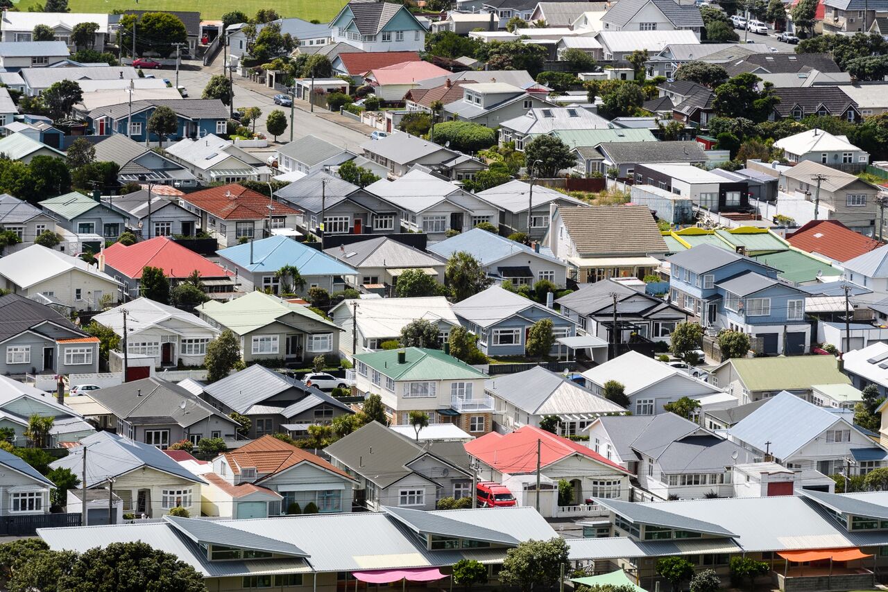 RBNZ To Further Limit Mortgages Amid Relentless Housing Boom - Bloomberg